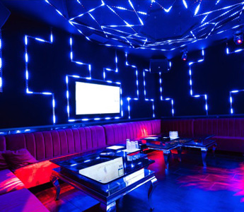 KAROKE LOUNGE